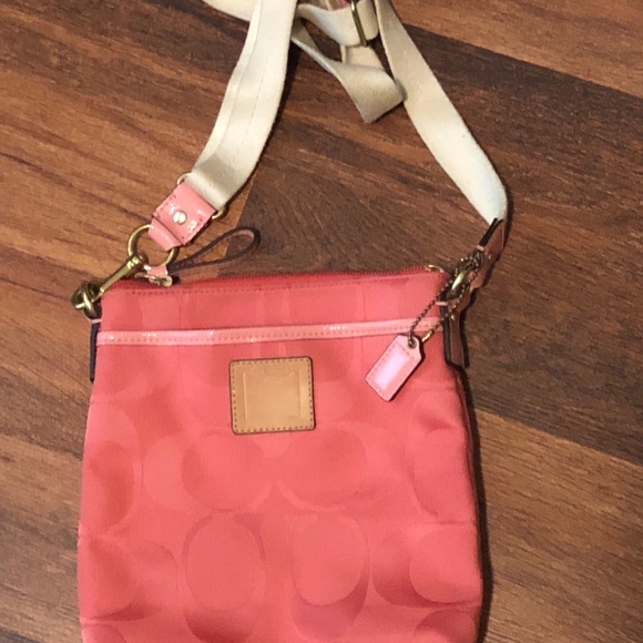 3 Coach crossbody purses - Picture 2 of 3
